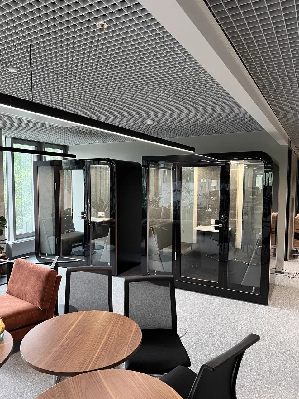 Silentbox Duet booths installed on an office floor