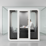 Cover image at516962y45zj0py